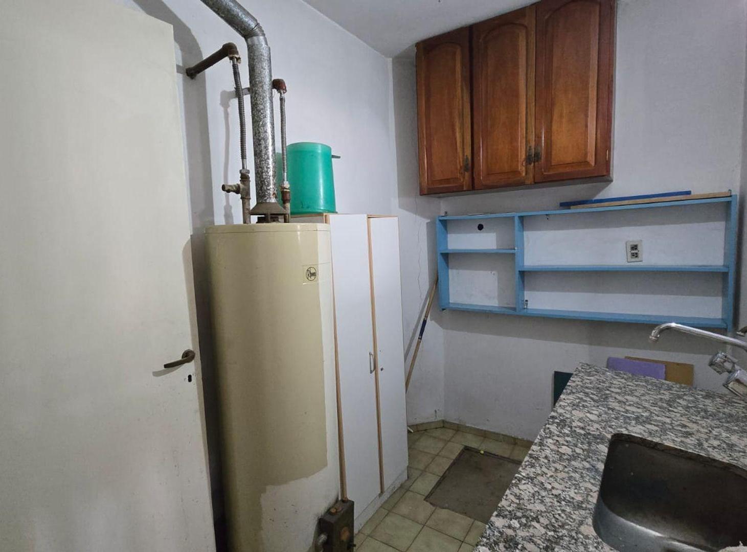 Foto de venta casa a remodelar zona centro apto oficinas, imagen 4