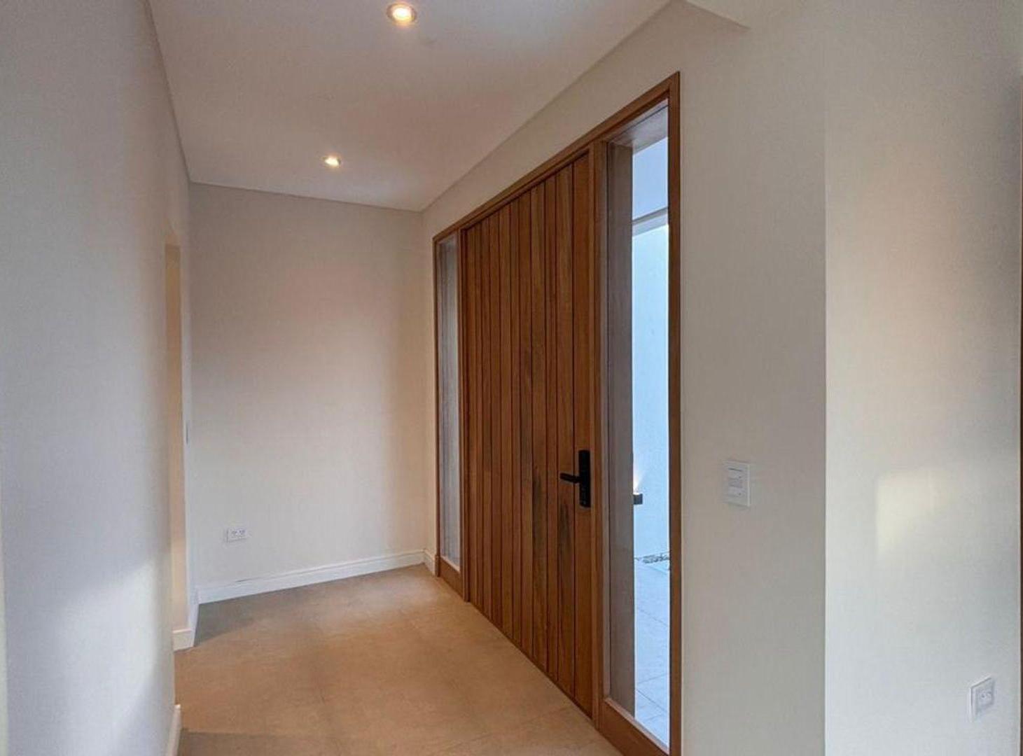 Foto de Casa en Venta de categoría Barrio Aguaribay, imagen 3
