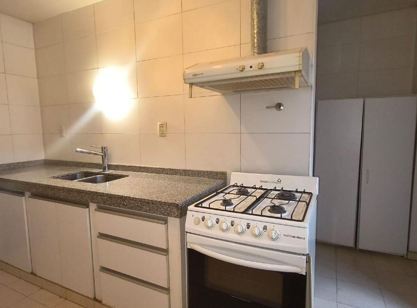 Foto de Casa en Alquiler 2 dorm Barrio Amaro Godoy Cruz, imagen 5