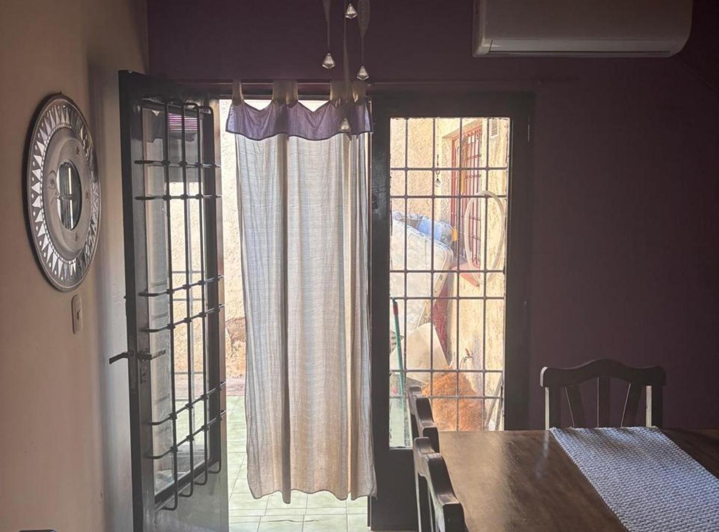 Foto de VENTA CASA 2 DORMITORIOS GODOY CRUZ- APTA CREDITO, imagen 5