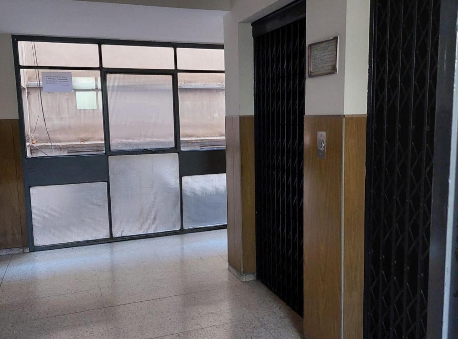 Foto de VENTA OFCINA MICROCENTRO, imagen 3