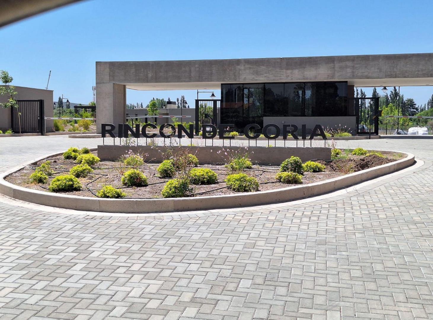 Foto de VENDE LOTE EN RINCON DE CORIA barrio privado, imagen 1