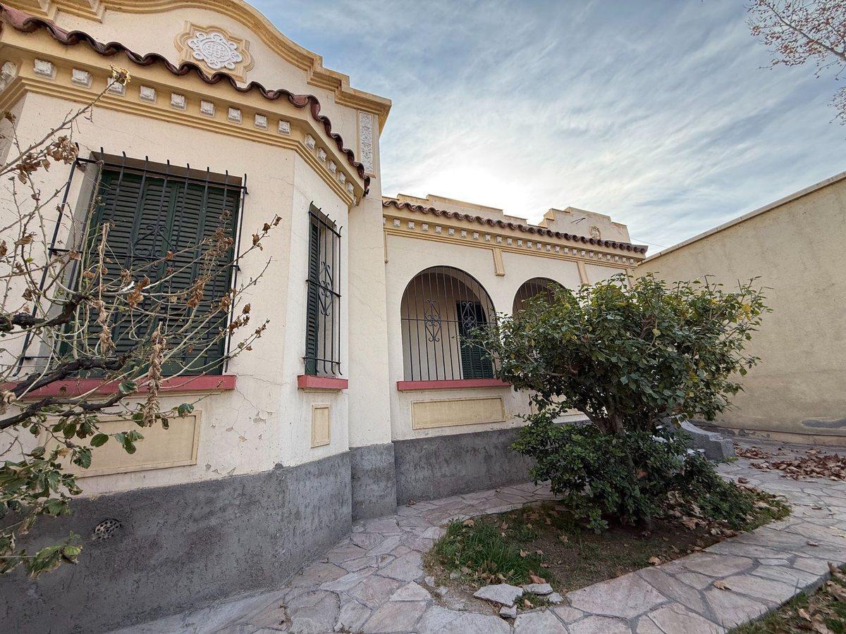 Foto de VENTA CASA A RECICLAR CUARTA SECCIÓN, imagen 1