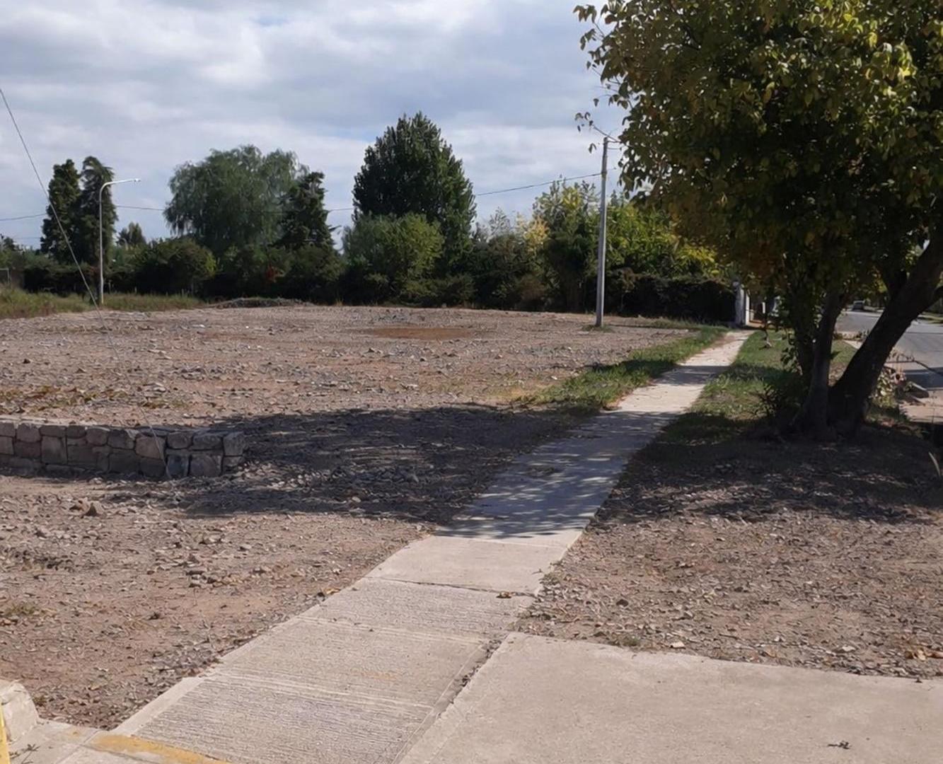 Foto de VENTA LOTE EN PLAN 28 DE BARRIO AGUA Y ENERGIA, imagen 2