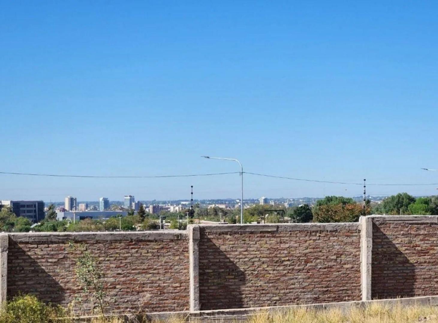 Foto de LOTE EN VENTA COMPLEJO CERRAD0 APTO PH MENDOZA, imagen 4