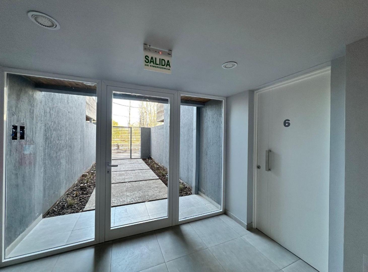 Foto de Departamento en Alquiler con Patio Amenities, imagen 2