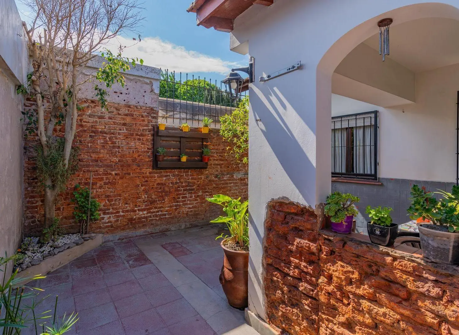 PH-4 ambientes-Patio-Local-San Cayetano 2