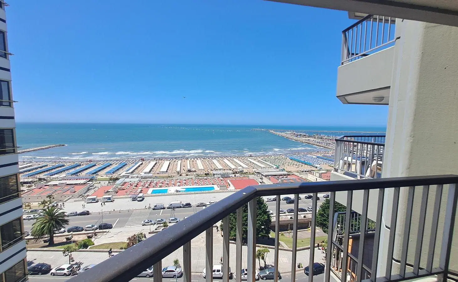 Departamento-3 ambientes-cochera-ammenities-Playa Grande 2