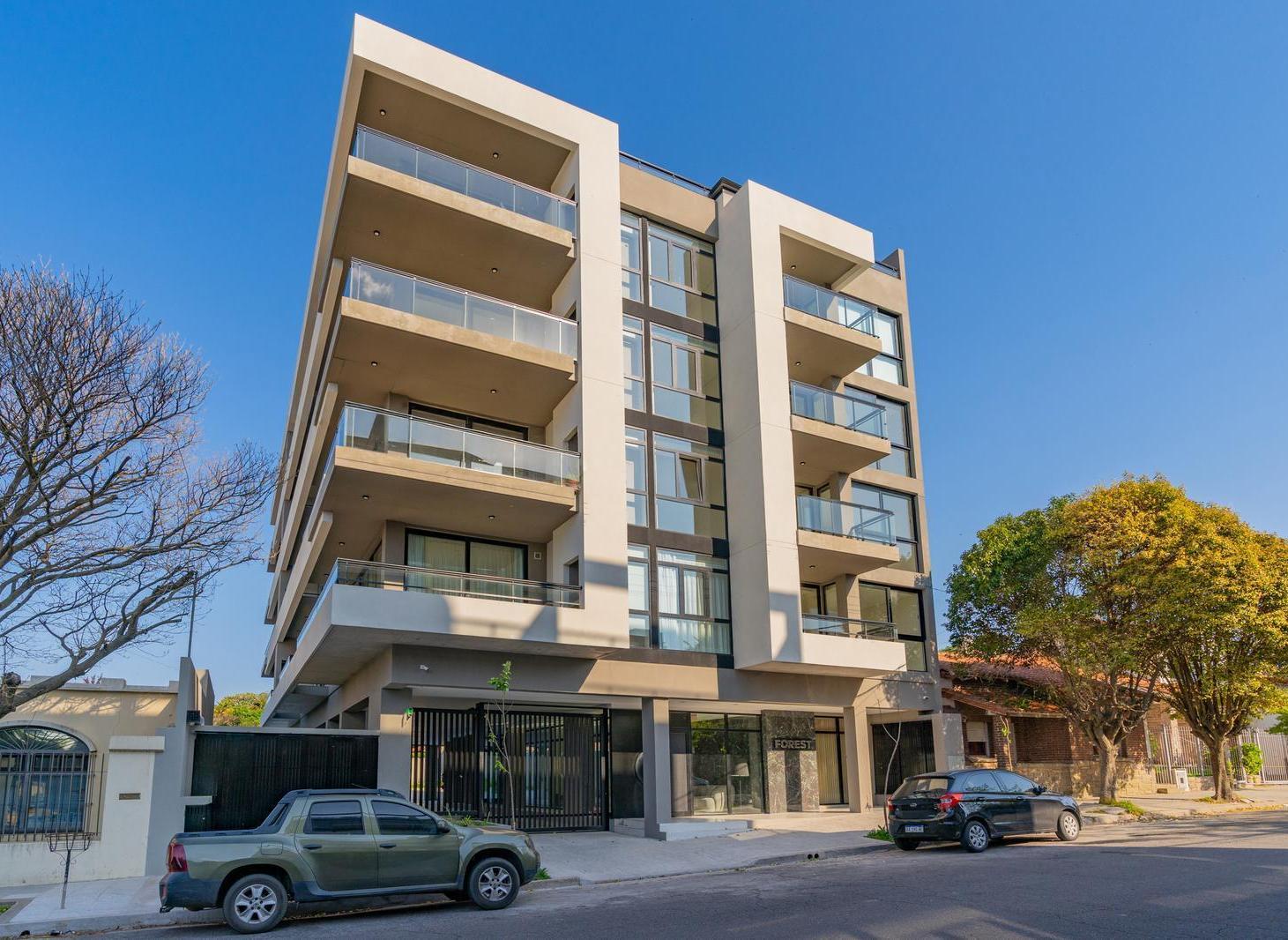 Foto de Departamento-3 ambientes-cochera-baulera-balcón-terraza-Chauvín, imagen 1