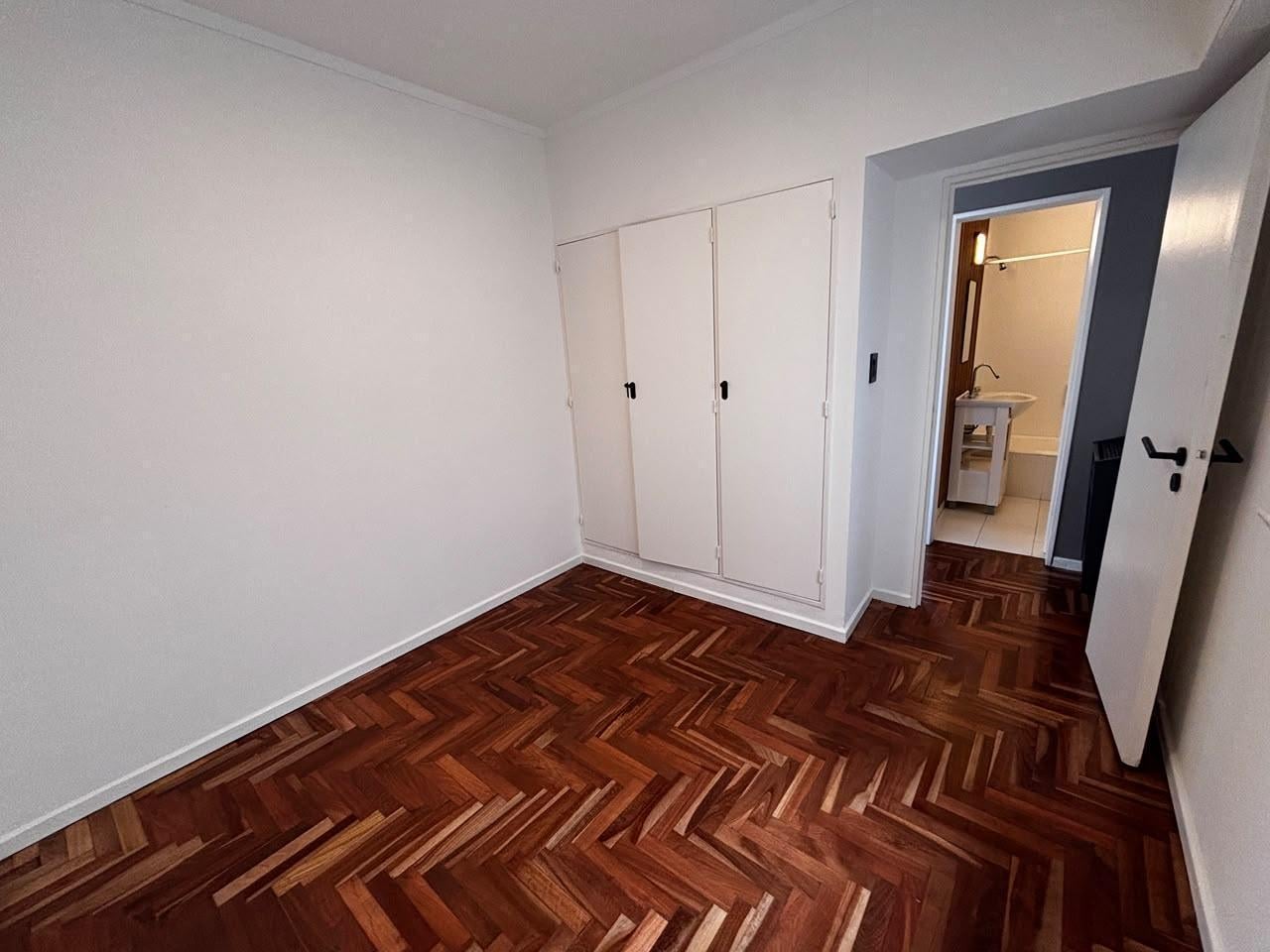 Foto de departamentp-2 ambientes-balcón-frente-chauvín, imagen 3