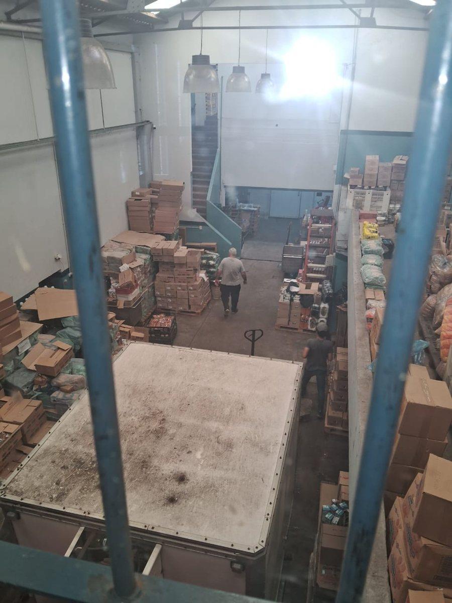 Venta Galpon, Deposito con 487 m² en Dos Plantas 4