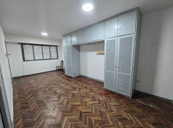 Alquiler- monoambiente funcional- RECOLETA 5