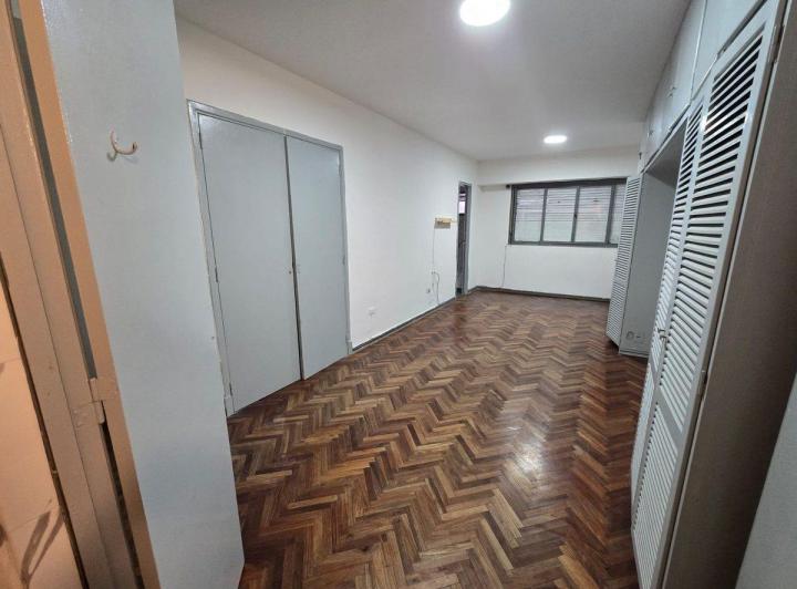 Alquiler- monoambiente funcional- RECOLETA 1