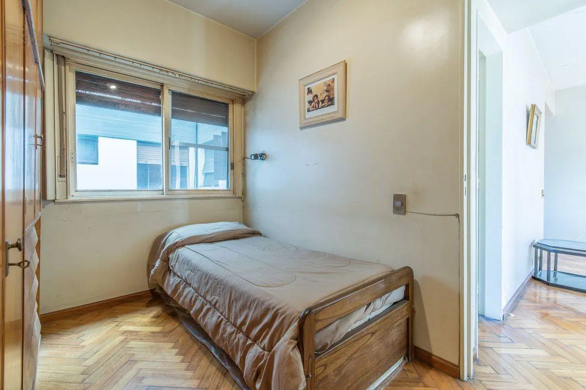 VENTA DEPARTAMENTO 3 AMBIENTES en BALVANERA 4