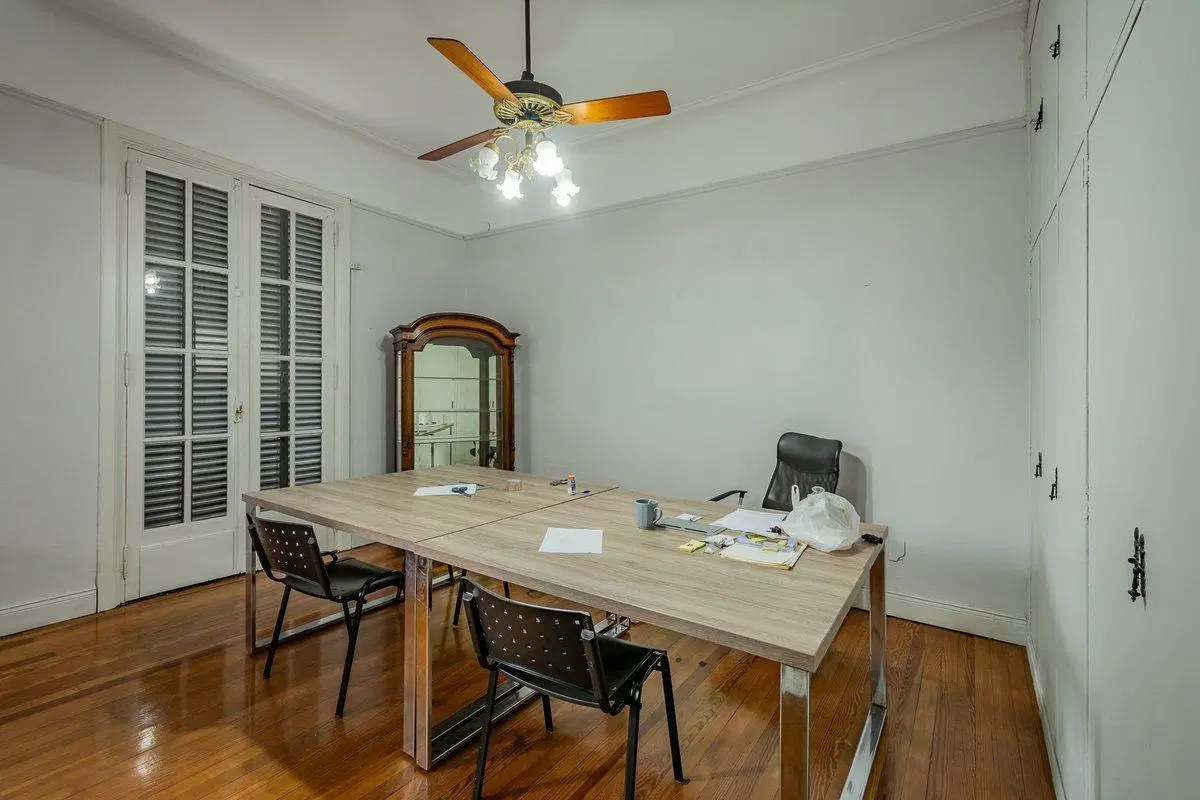 VENTA CASA 5 AMB-COCHERA JARDÍN PARQUE CENTENARIO 5