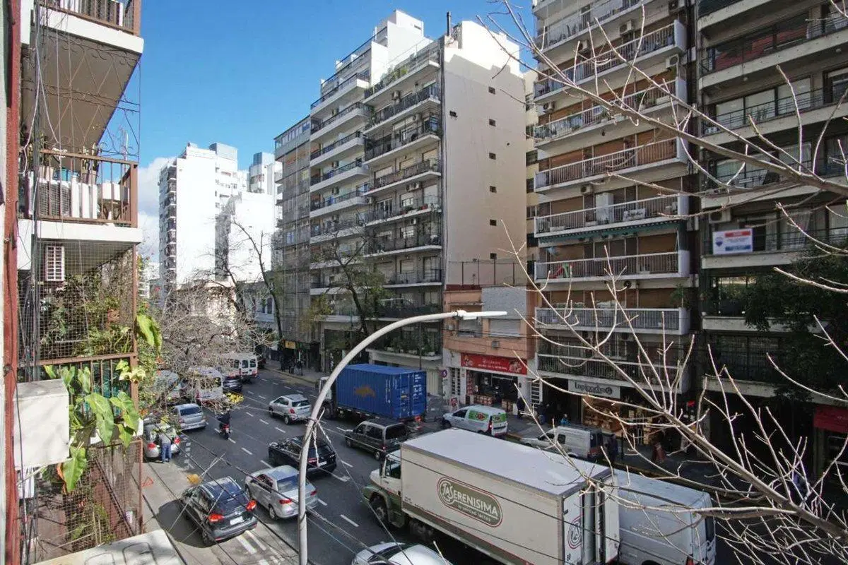 DEPARTAMENTO SEMIPISO 4 AMB C/ DEP VENTA V.CRESPO 4