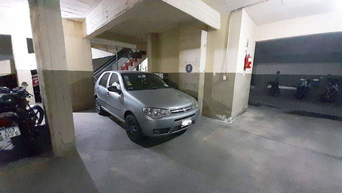 Cochera Fija Cubierta en Alquiler - 13 m² - Abasto