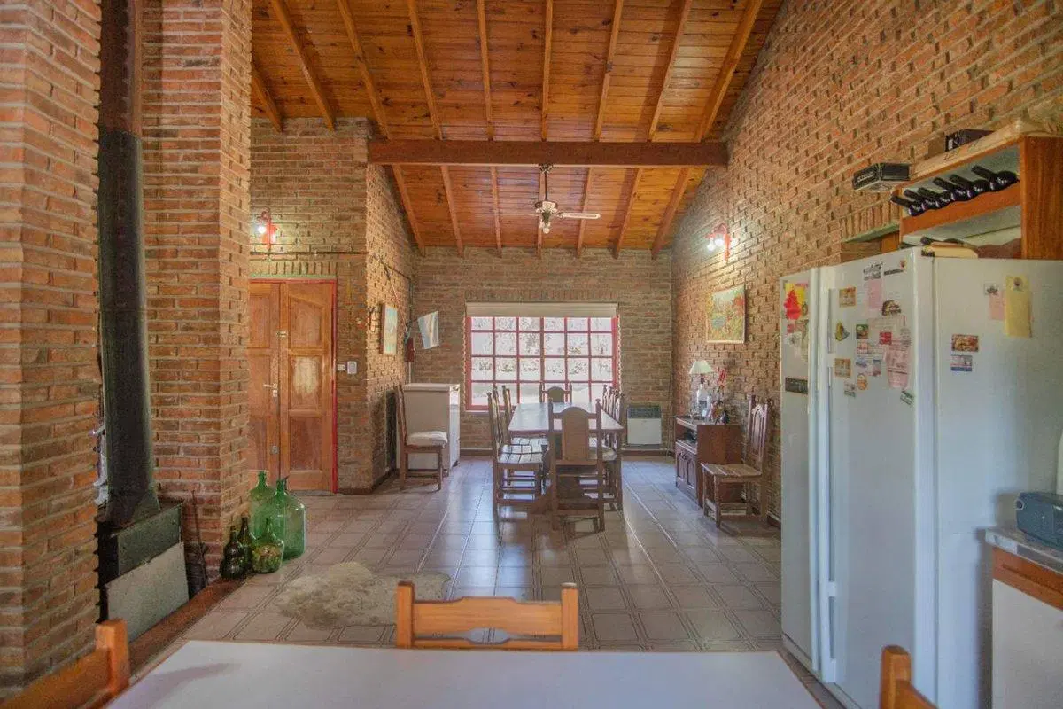 CASA 5 AMB VENTA EL MORO MARCOS PAZ PARQUE PILETA 3
