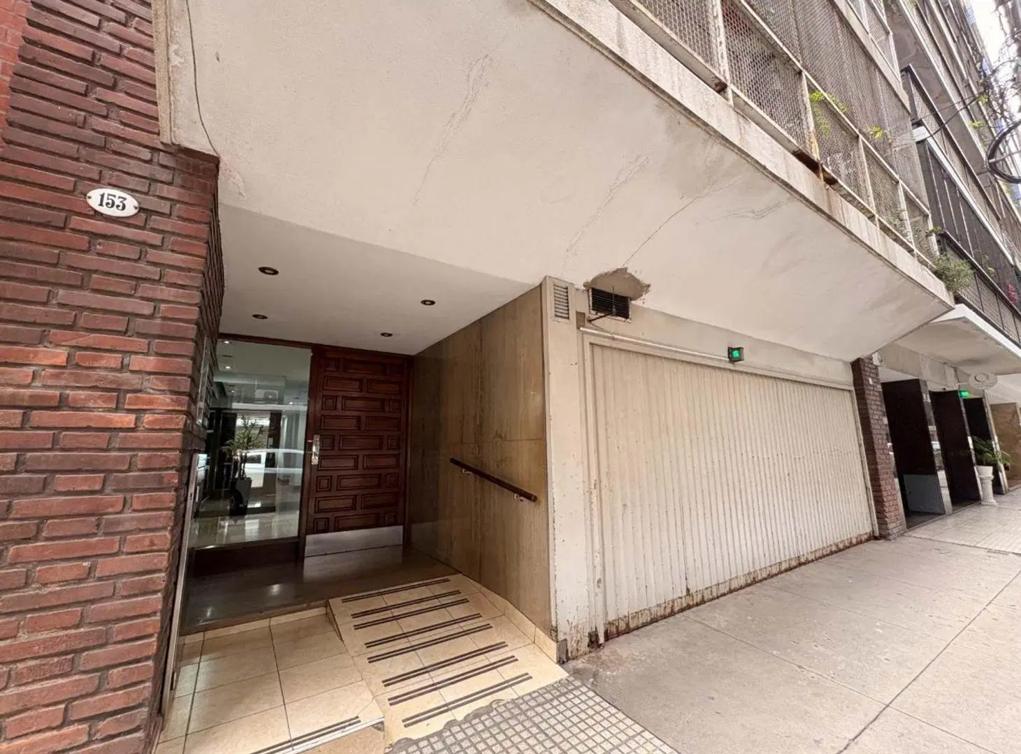 DPTO EN VENTA 4 AMB C/ PATIO BAUL Y GGE. CABALLITO 3
