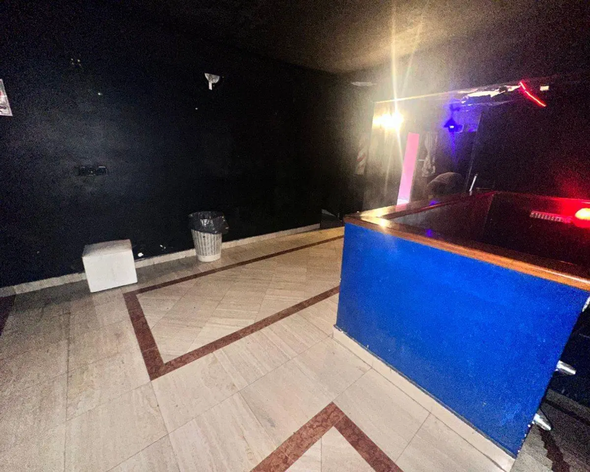ALQUILER LOCAL COMERCIAL 700MTS 5