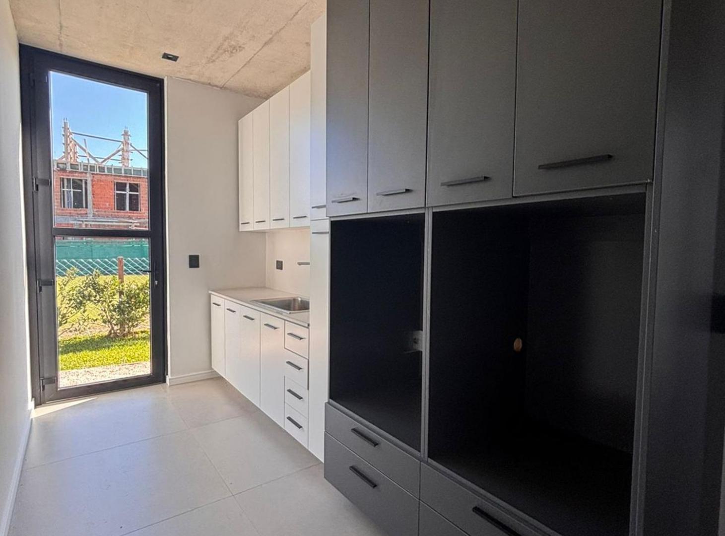 Distinguida residencia en Los Puentes, Nordelta