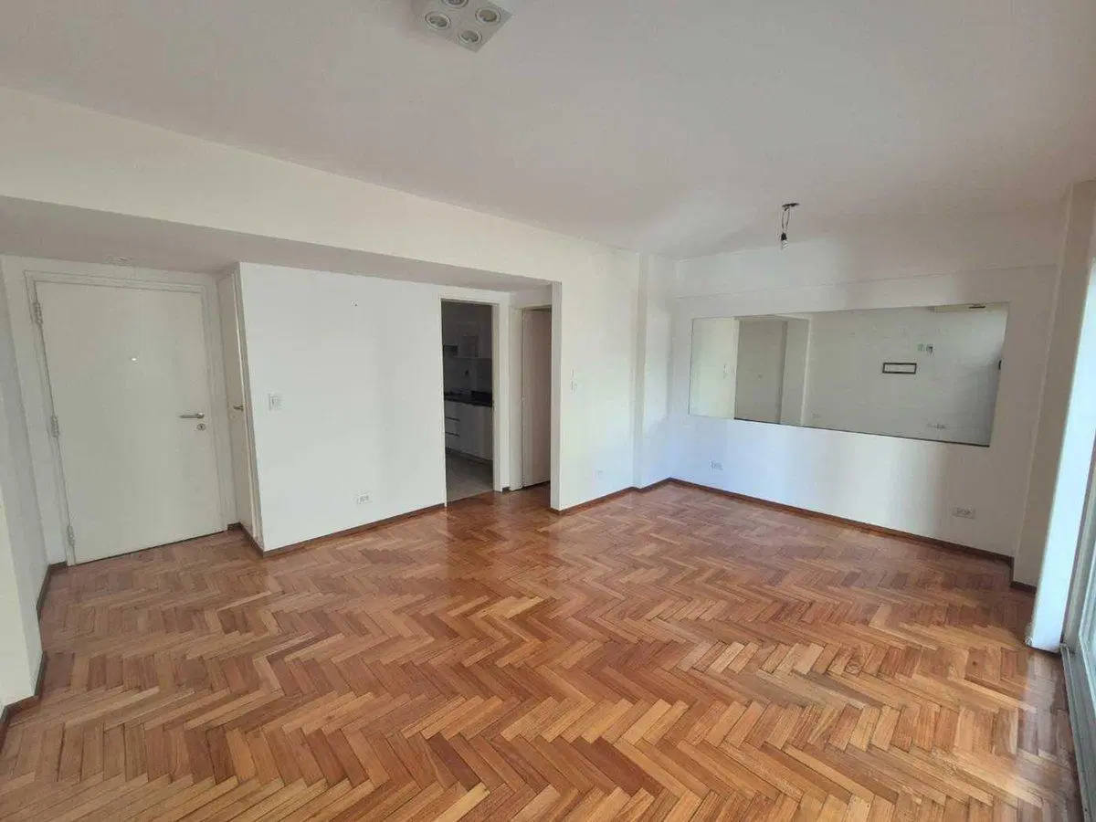 Venta Departamento tres ambientes Belgrano 5