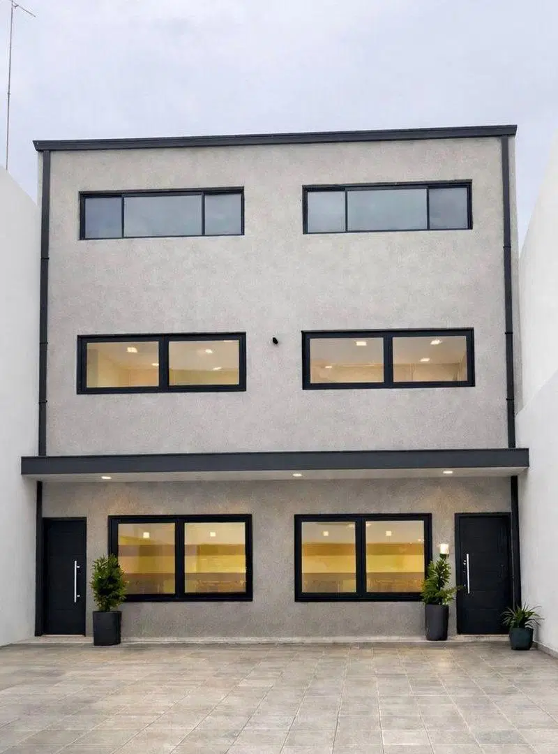 VENTA TRIPLEX A ESTRENAR 5amb V. ADELINA 5