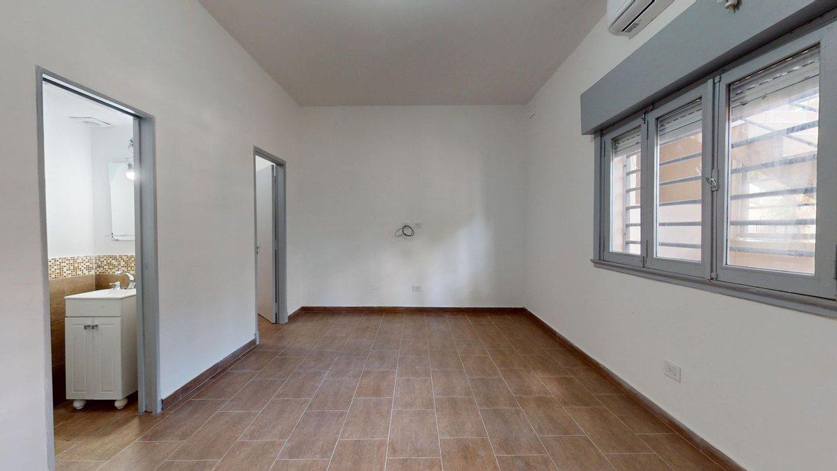 PH en VENTA 4 ambientes BANFIELD RECICLADO PATIO