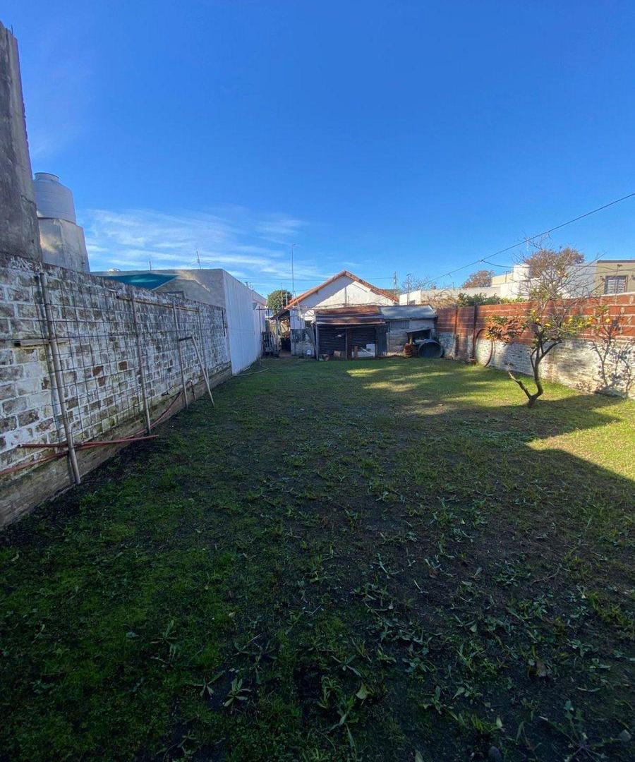 LOTE 433m². VILLA BALLESTER