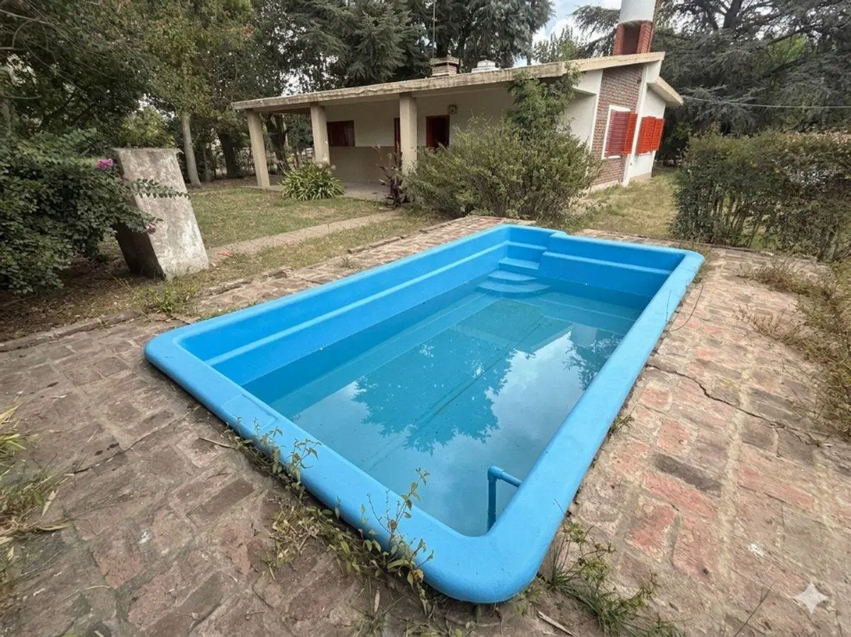 Casa 3 ambientes Parque Pileta Parrilla 836 m2 4