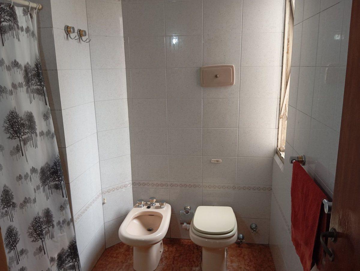 Foto de DEPARTAMENTO SEMIPISO 4 AMBIENTES CABA CON BALCON, imagen 4
