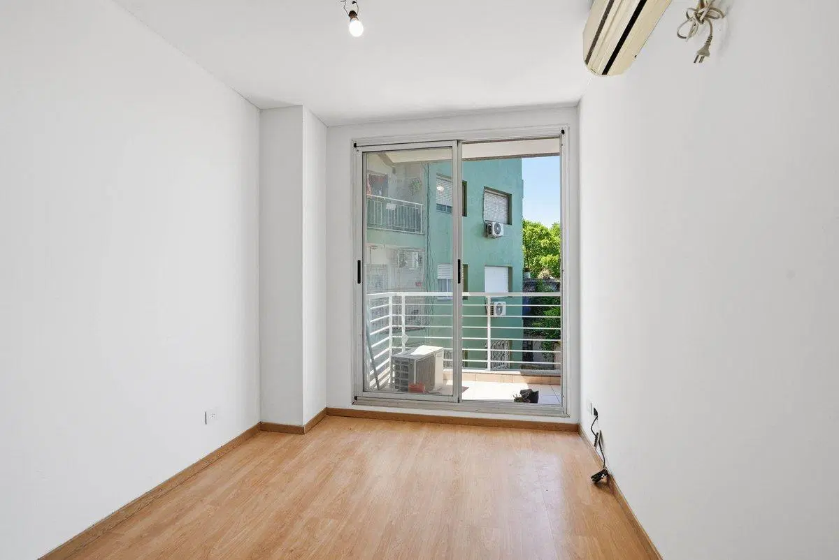 VENTA DEPARTAMENTO 2 AMBIENTES A PASOS DEL SUBTE 2