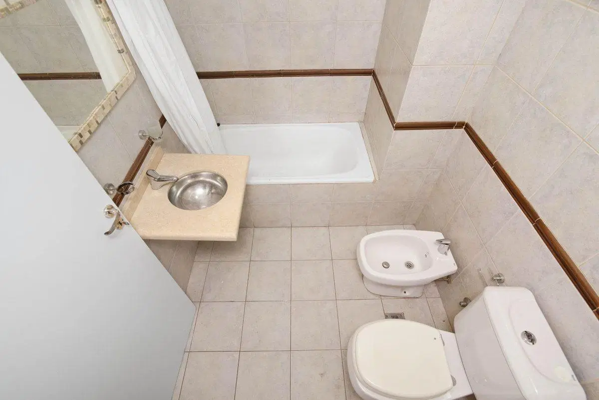 VENTA DEPARTAMENTO 2 AMBIENTES A PASOS DEL SUBTE 5