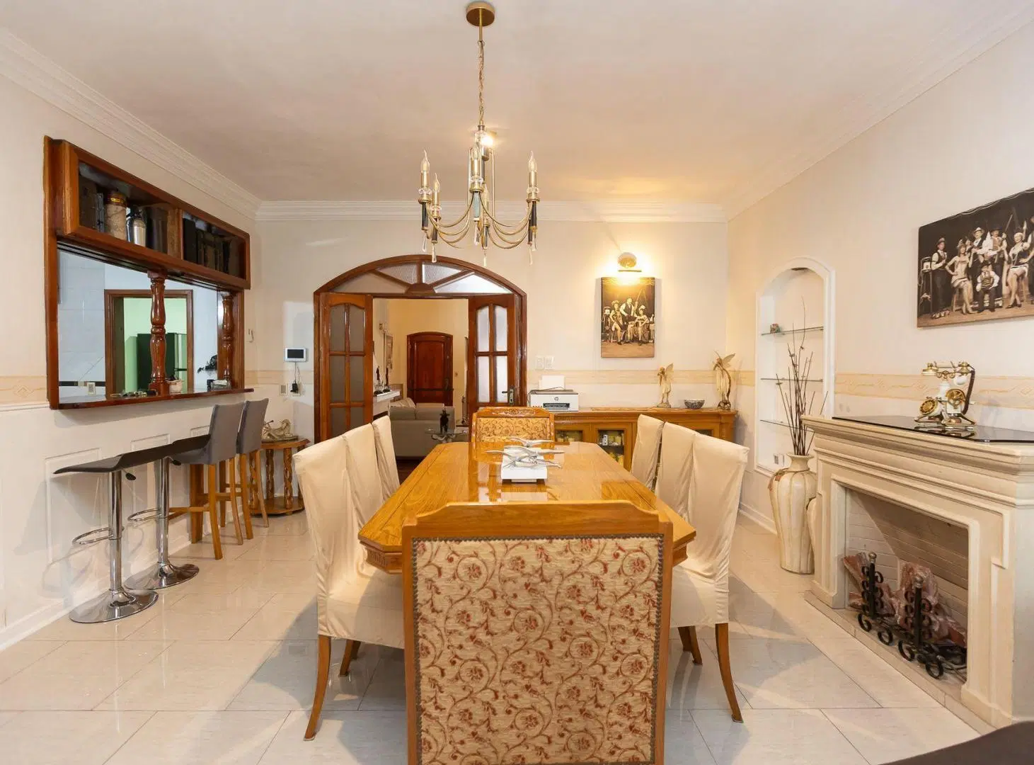 VENTA CASA 5amb EN MATADEROS/NAON C/PATIO Y PILETA 5