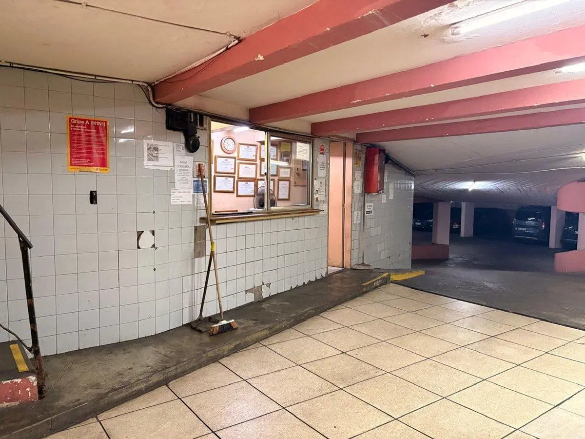 Venta Cochera Balvanera 5