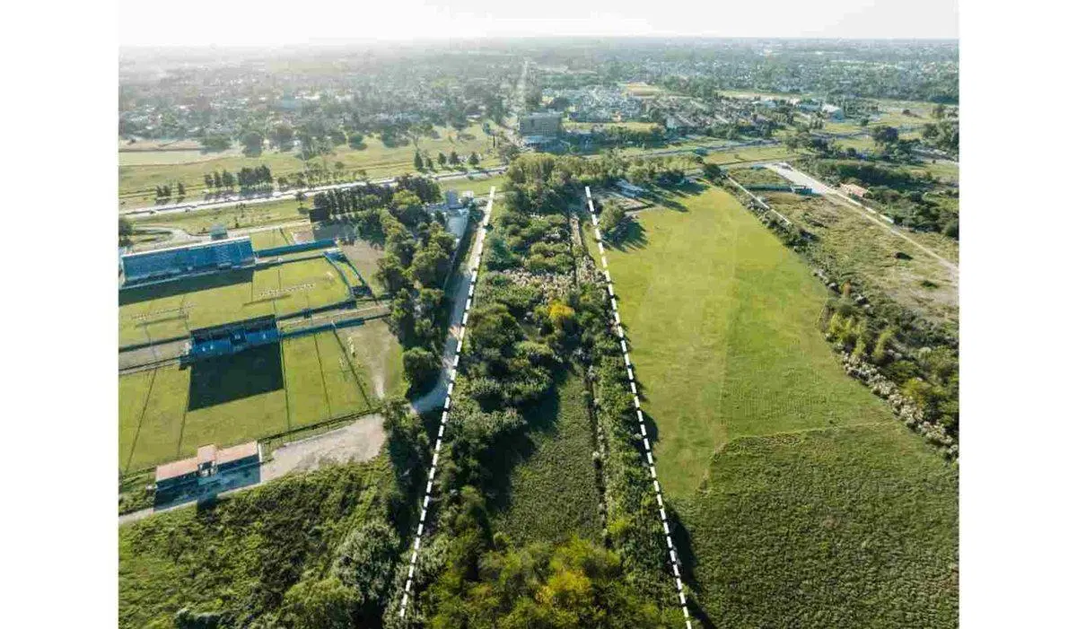 VENTA LOTE 3 HECTAREAS (29.000 M2) Sobre Autopista 2