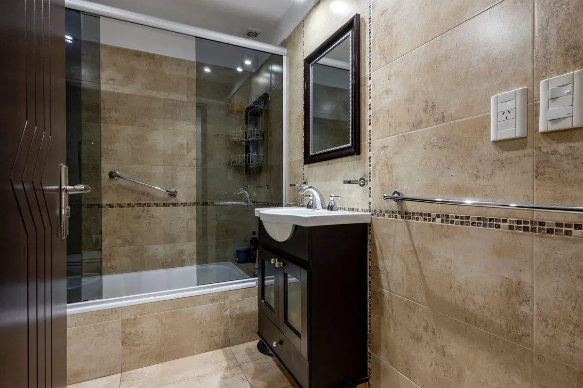 EN VENTA DUPLEX CON TERRAZA - MONTE CASTRO 5