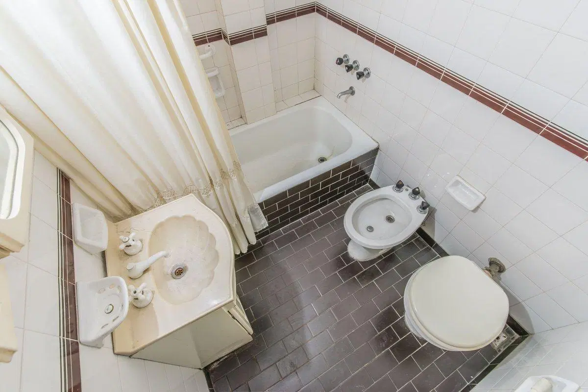 VENTA DEPARTAMENTO 3 AMBIENTES en BALVANERA 2