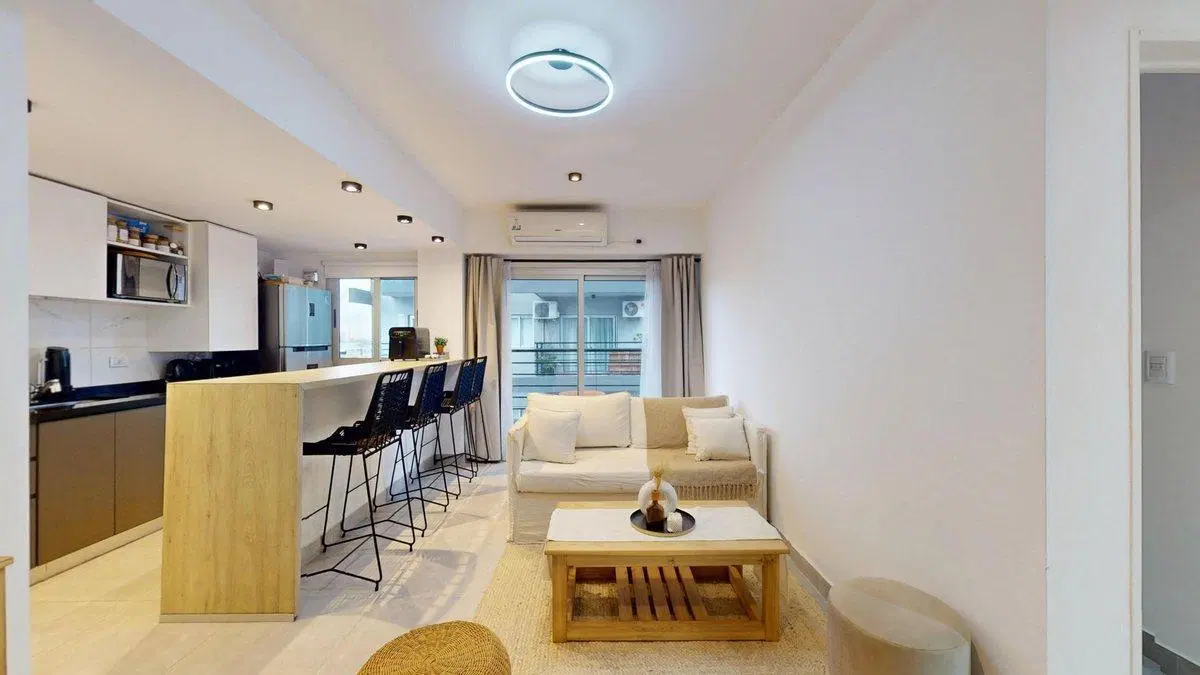 Departamento en VENTA 2 Amb CASEROS COCHERA 5