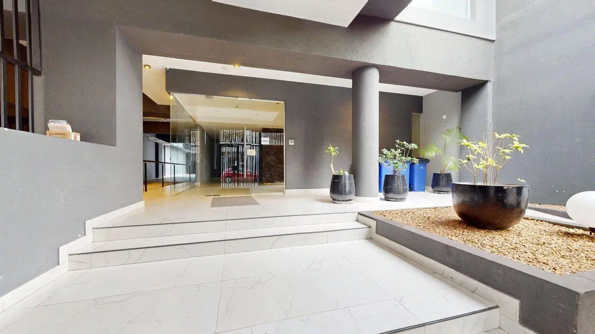 Departamento en VENTA 2 Amb CASEROS COCHERA 4