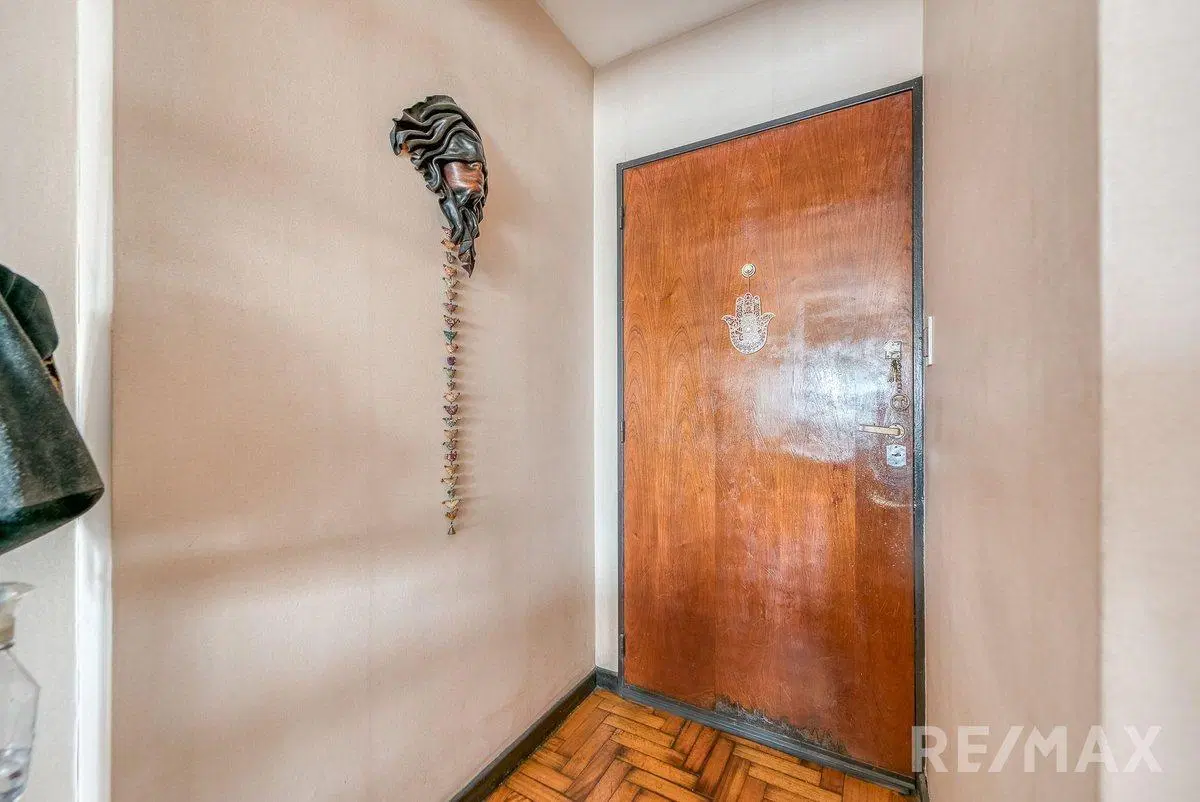 VENTA DEPARTAMENTO 4 AMBIENTES FLORESTA 8