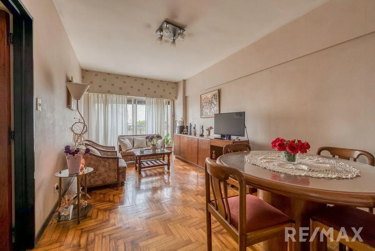 VENTA DEPARTAMENTO 4 AMBIENTES FLORESTA 2