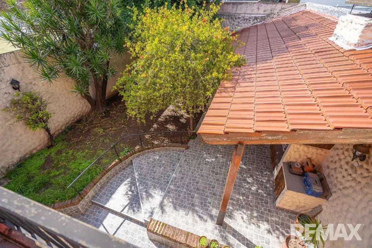VENTA PH 3 AMBIENTES PARQUE AVELLANEDA PATIO TERRA 2