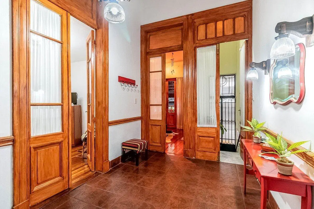 Venta de excelente PH  de estilo en Almagro 5
