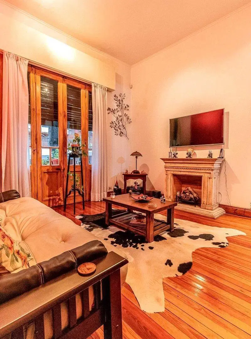 Venta de excelente PH  de estilo en Almagro 4