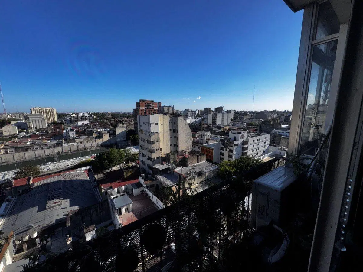 2 ambientes en piso 11 con vista abierta - Constit 4