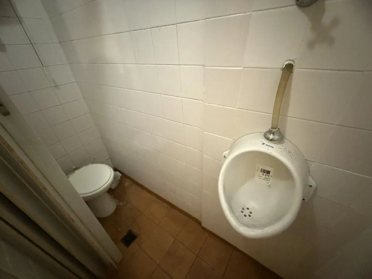 Local comercial de 257 m2 en 3 niveles Balvanera 2