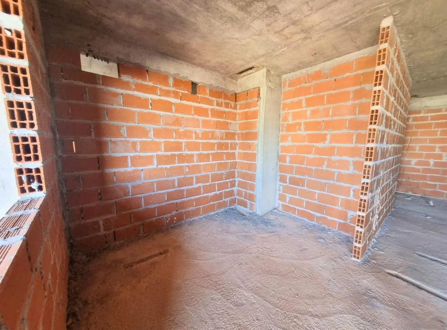 VENTA MONOAMB C/BCON. A ESTRENAR. VILLA LURO 3