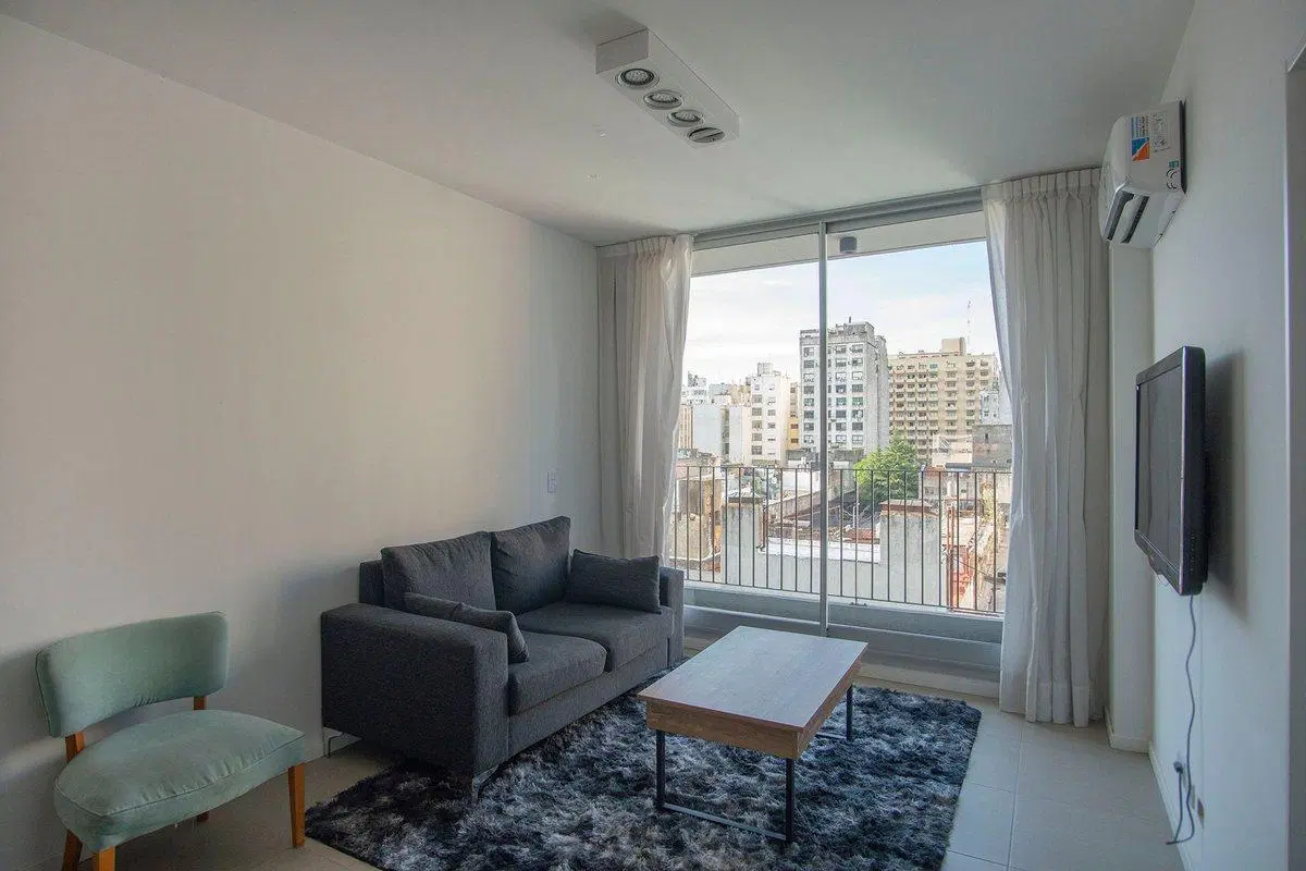 Venta depto 3 amb. con balcón Amenities Monserrat 4