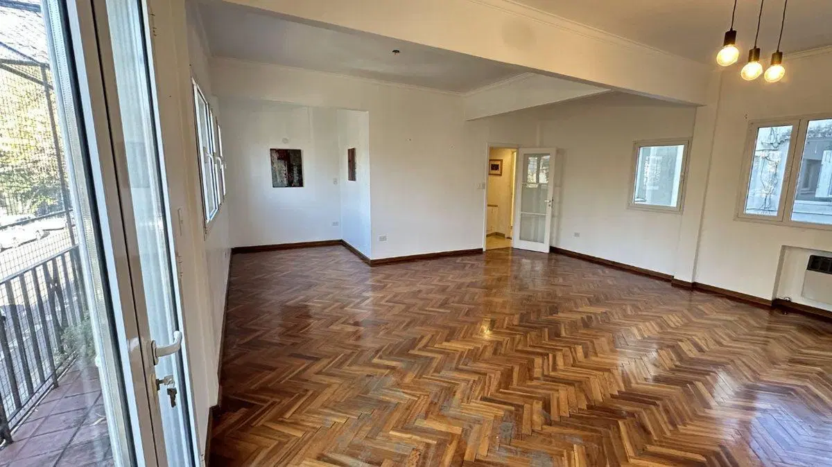 VENTA PH 4 AMBIENTES | 2 TERRAZAS | Por escalera 2